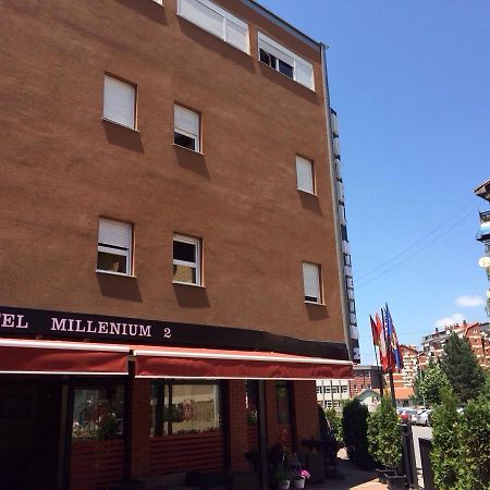 Hotel Millenium2 프리즈렌 외부 사진
