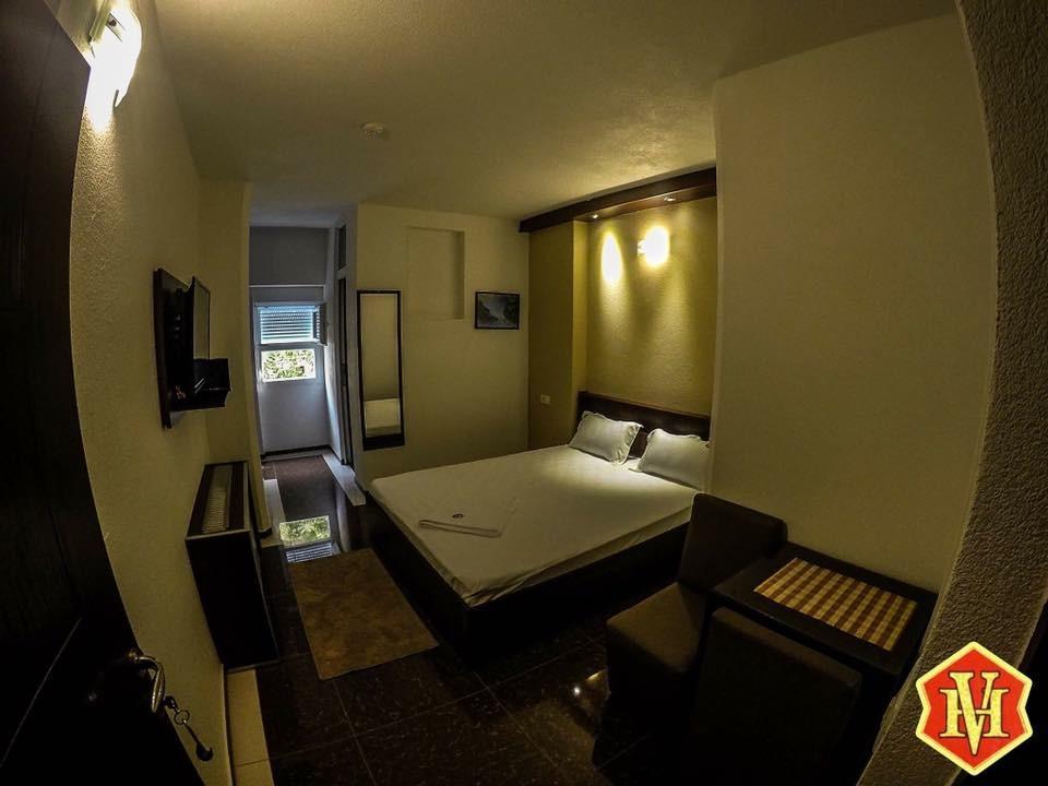 Hotel Millenium2 프리즈렌 외부 사진